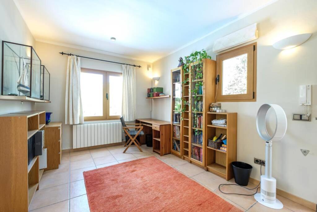 Marpessa In Portals Nous With Pool Villa *