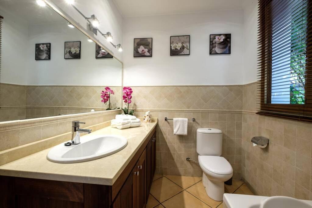 Villa Marpessa In Portals Nous With Pool